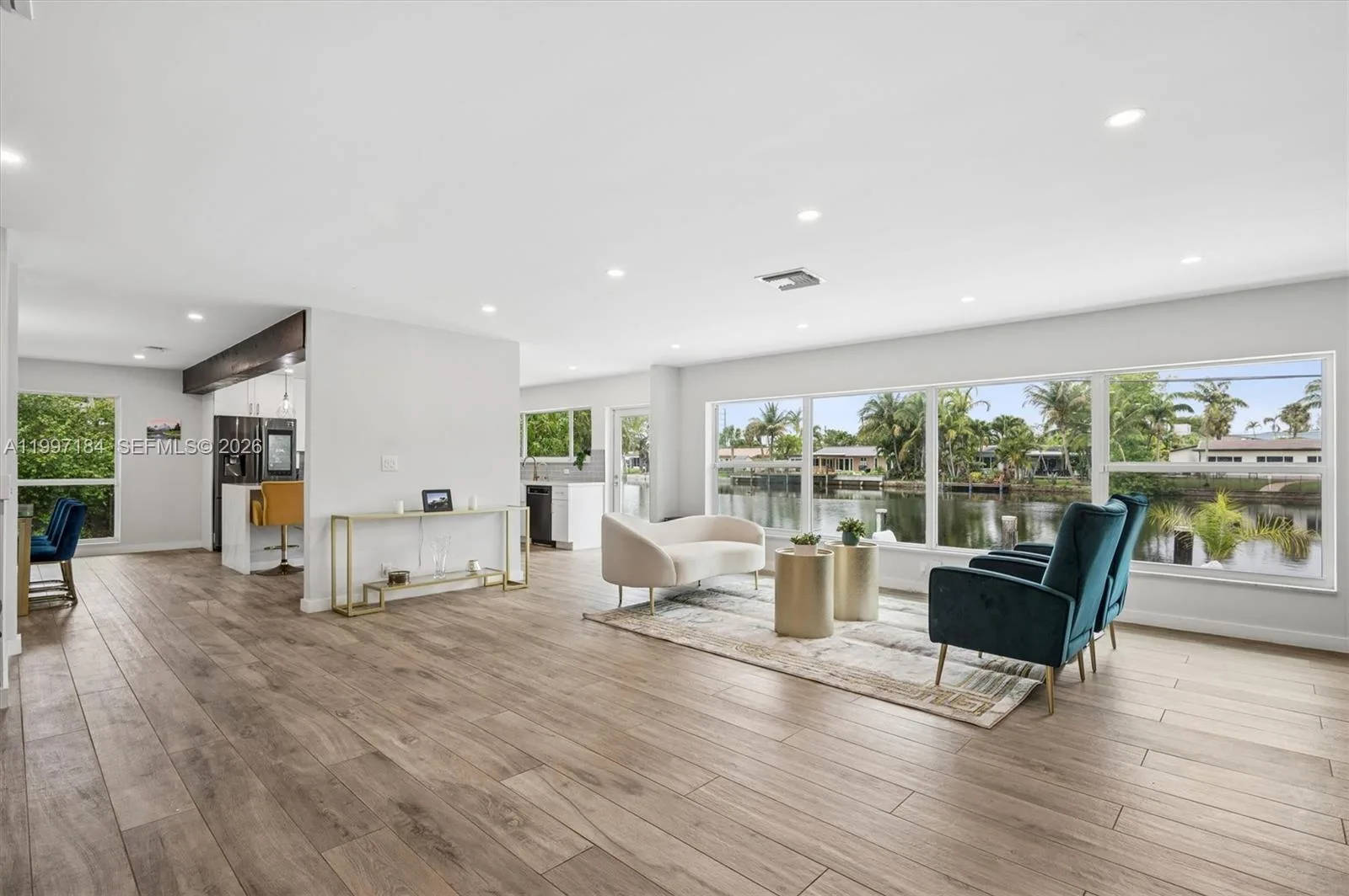 717 NW 30th St, Wilton Manors, FL 33311 photo 8