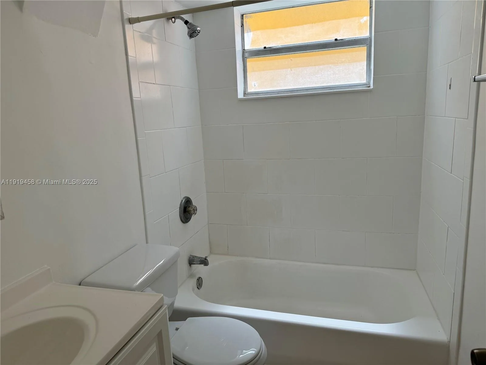 1851 NE 168th St # A2, North Miami Beach, FL 33162 photo 13
