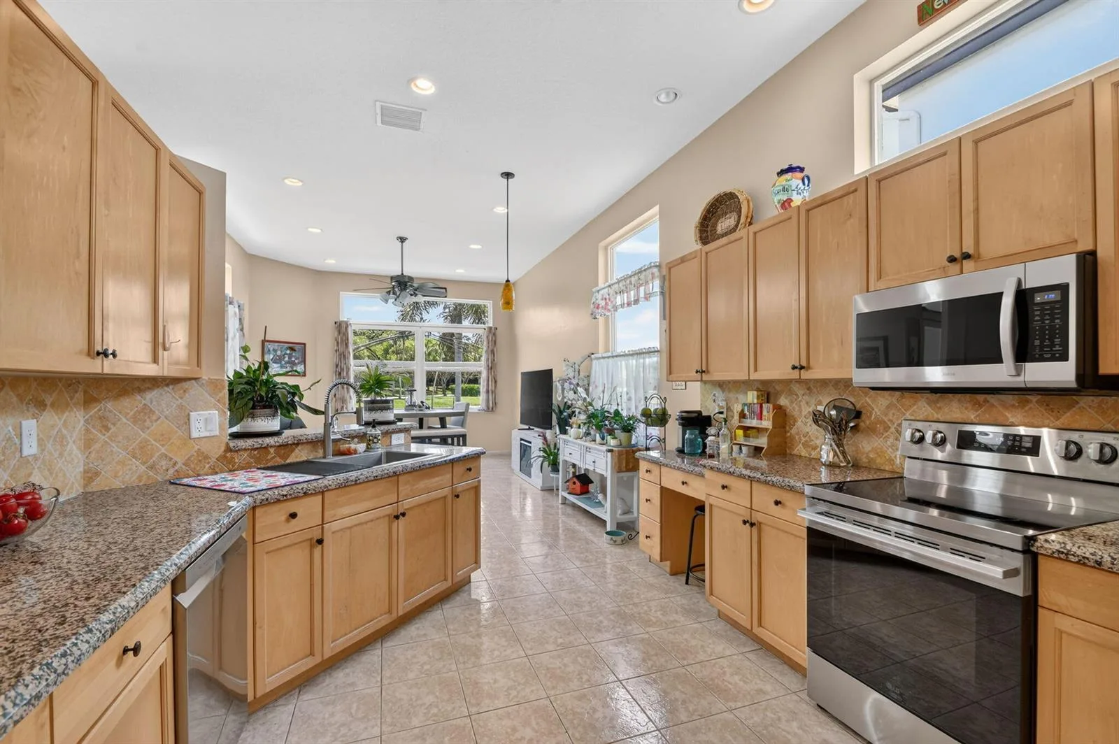 2142 Balsan Way, Wellington, FL 33414 photo 8