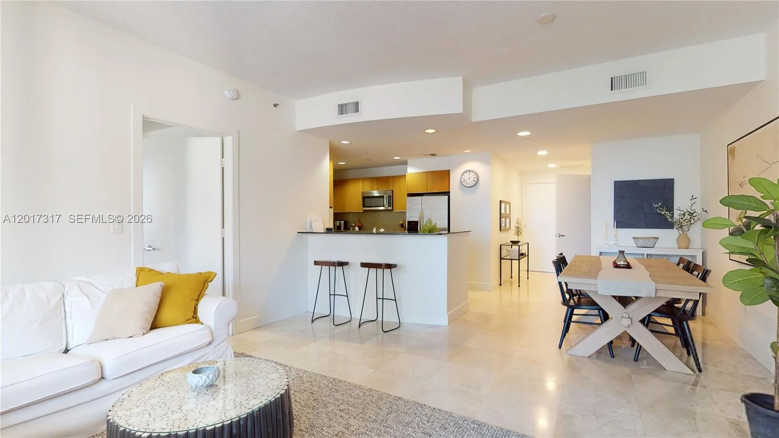 1060 Brickell Ave # 1805, Miami, FL 33131 photo 3