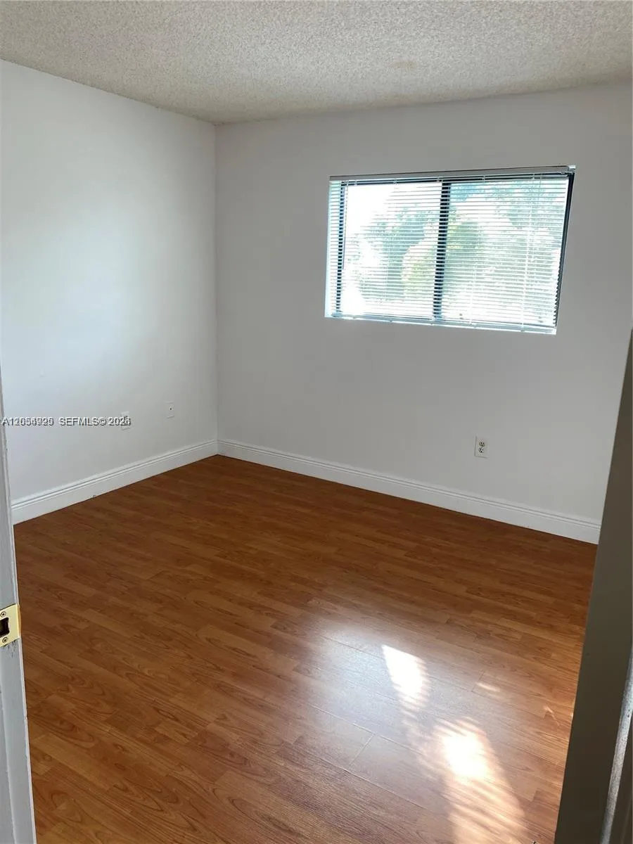 300 W Palm Cir W # 208, Pembroke Pines, FL 33025 photo 8