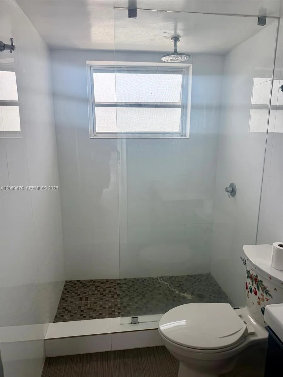 1736 SW 19th St # 404, Miami, FL 33145 photo 12