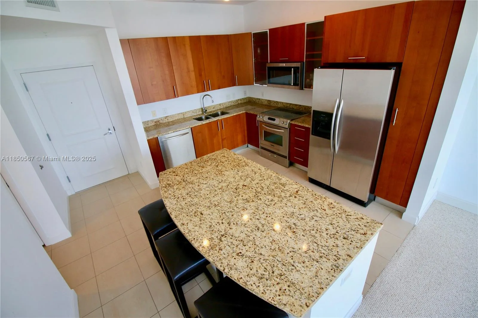 1945 S Ocean Dr # 707, Hallandale Beach, FL 33009 photo 2
