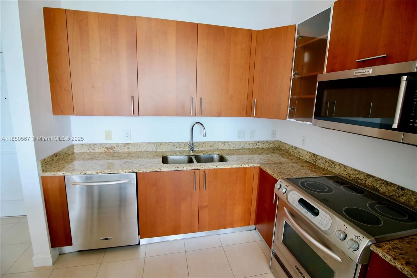 1945 S Ocean Dr # 707, Hallandale Beach, FL 33009 photo 3