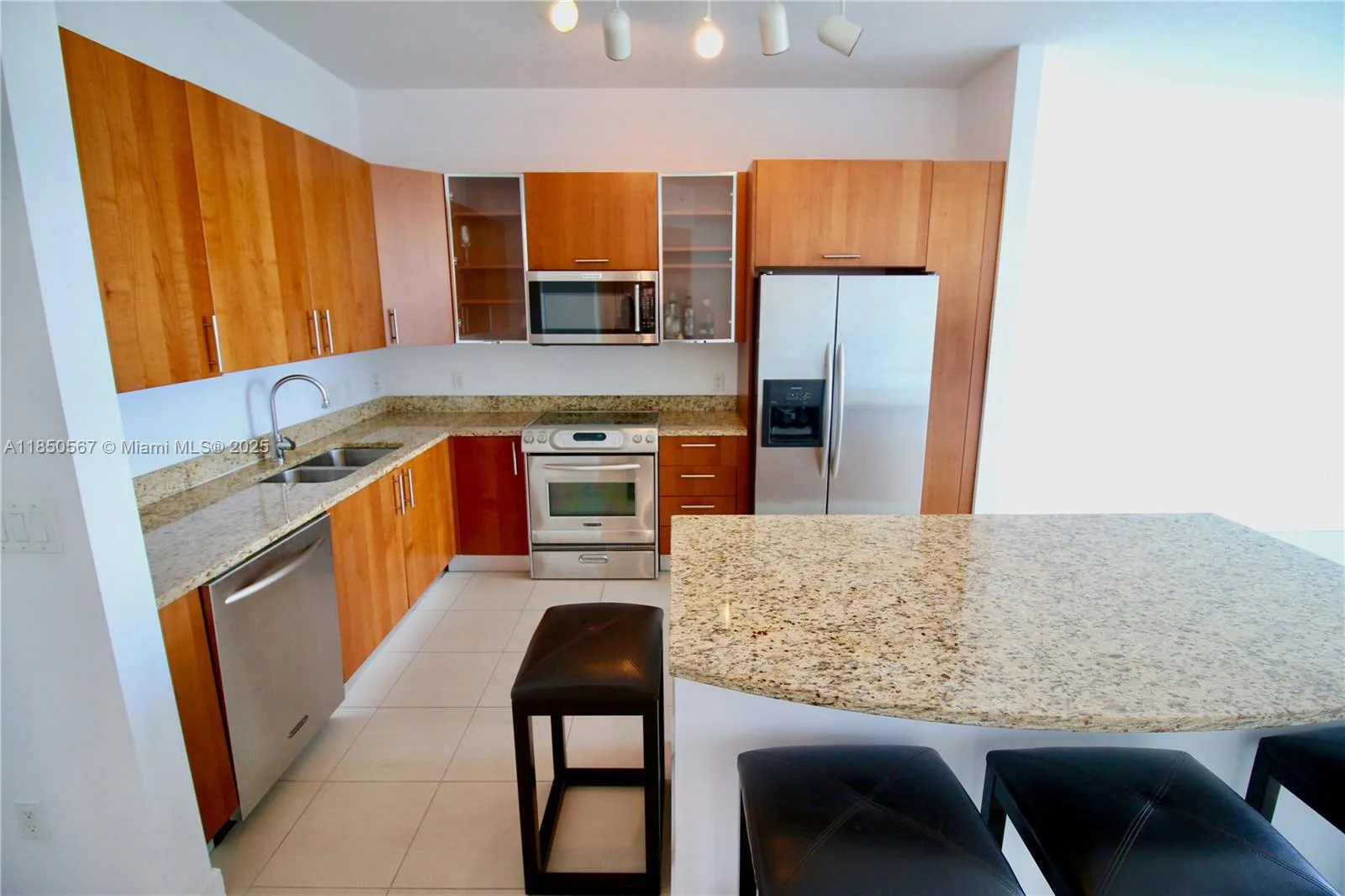 1945 S Ocean Dr # 707, Hallandale Beach, FL 33009 photo 5
