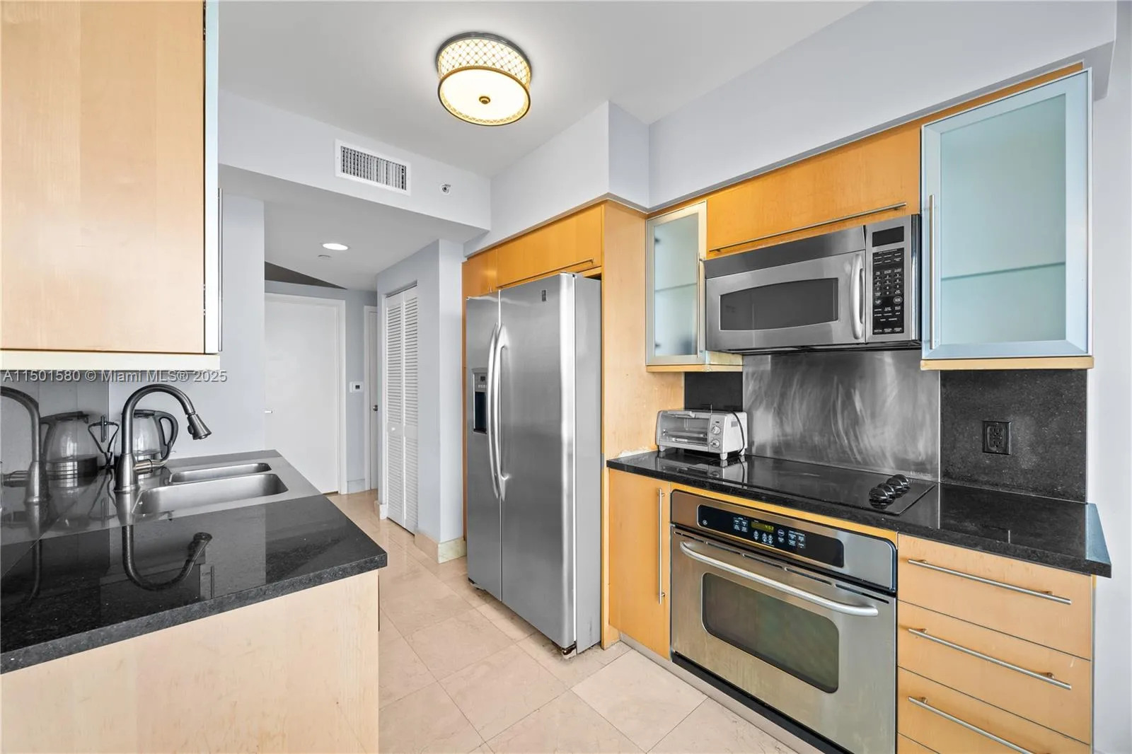 6365 Collins Ave # 4106, Miami Beach, FL 33141 photo 9