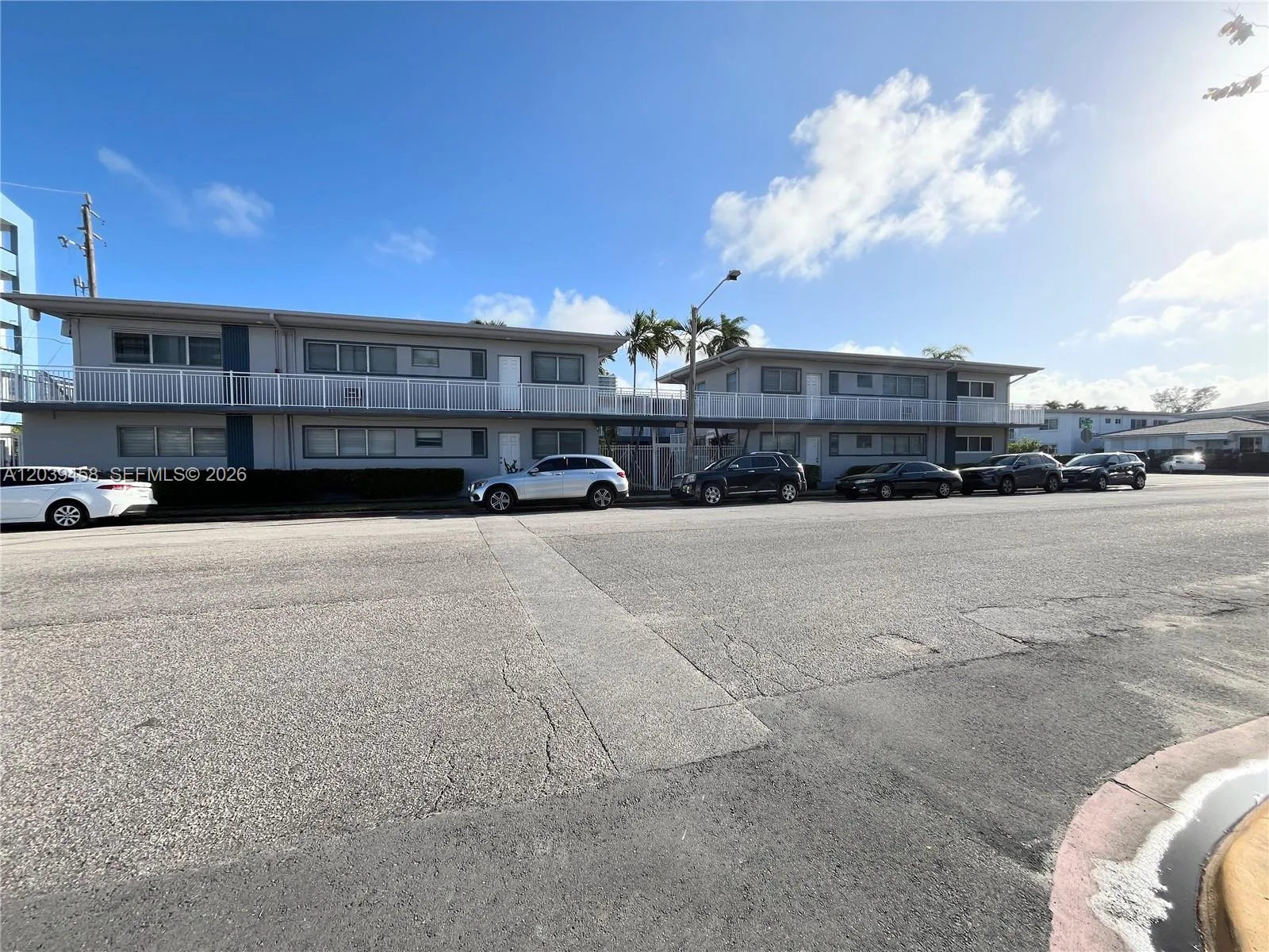 350 75th St # 202, Miami Beach, FL 33141