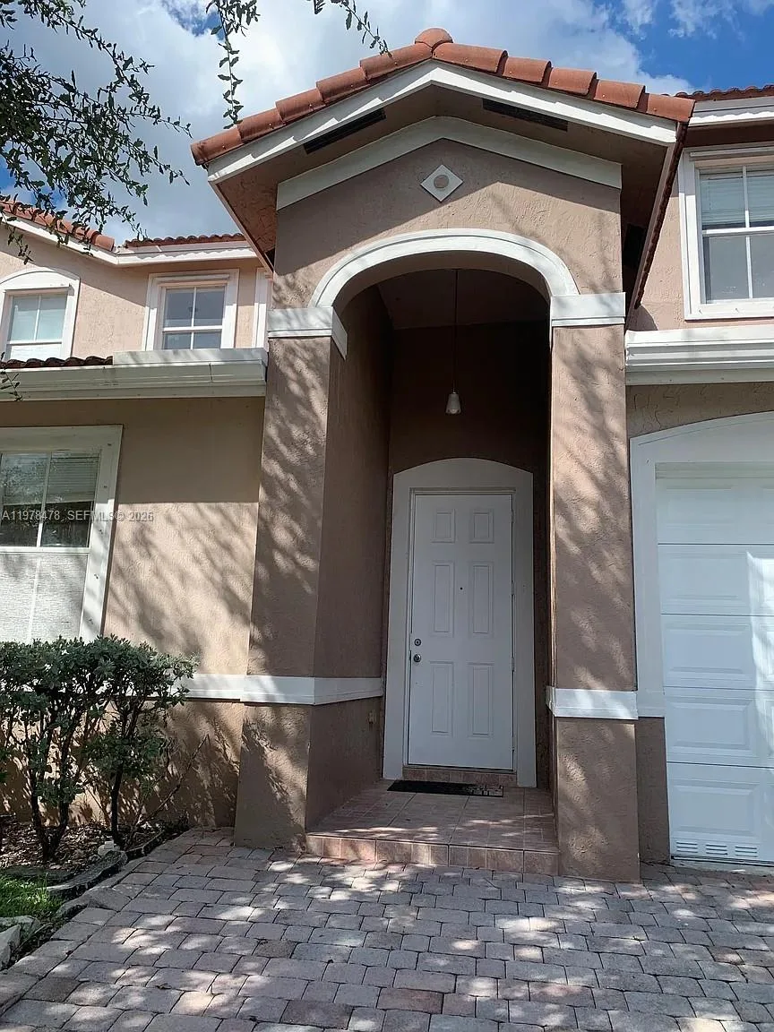 13849 SW 275th Ter, Homestead, FL 33032