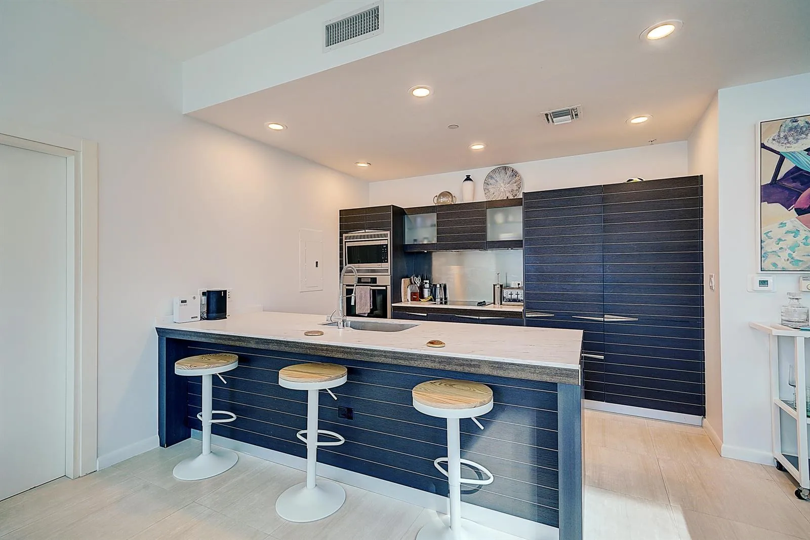 200 Biscayne Blvd Way # 1408, Miami, FL 33131 photo 4