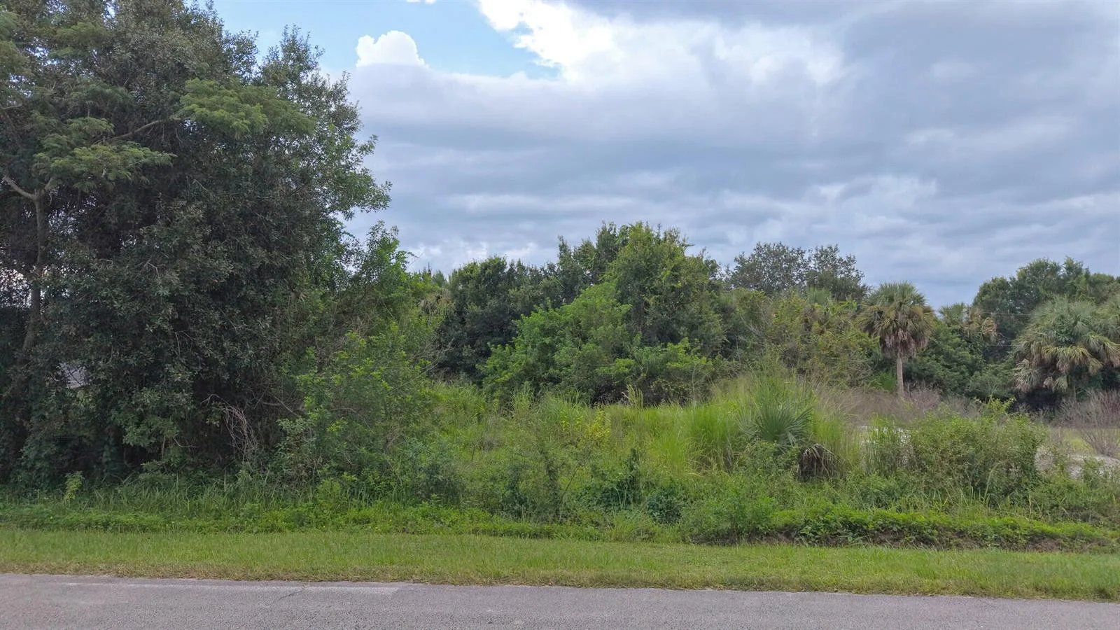 8001 Lockwood Drive, Fort Pierce, FL 34951 photo 3