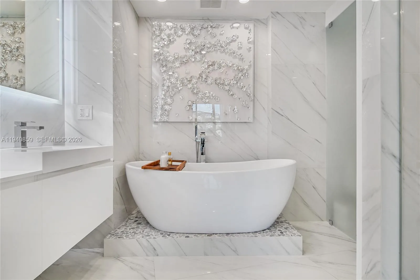 400 Alton Rd # 409, Miami Beach, FL 33139 photo 11