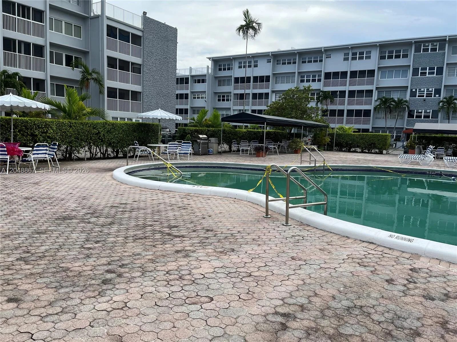 410 SE 2nd St # 408, Hallandale Beach, FL 33009