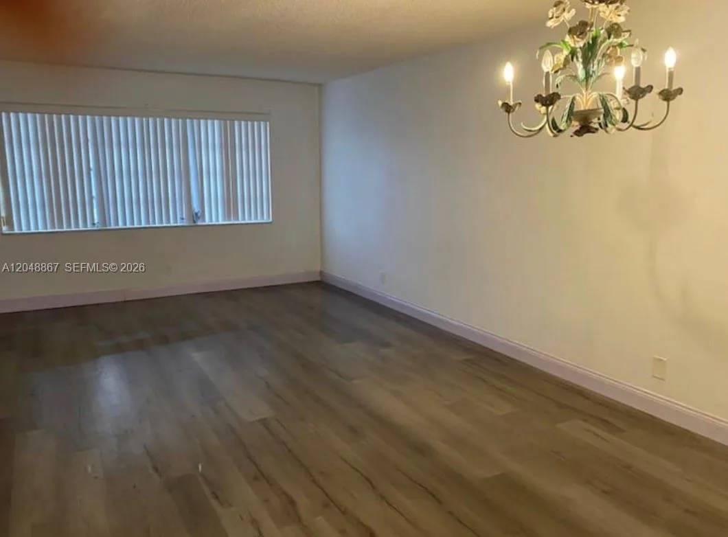410 SE 2nd St # 408, Hallandale Beach, FL 33009 photo 4