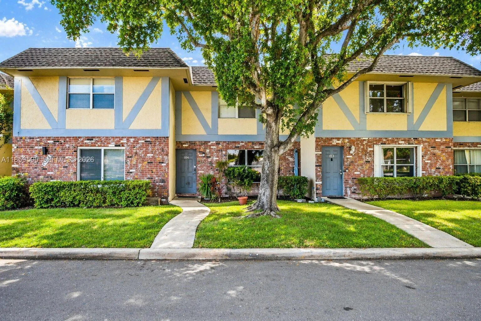 7501 Kimberly Blvd # 104, North Lauderdale, FL 33068