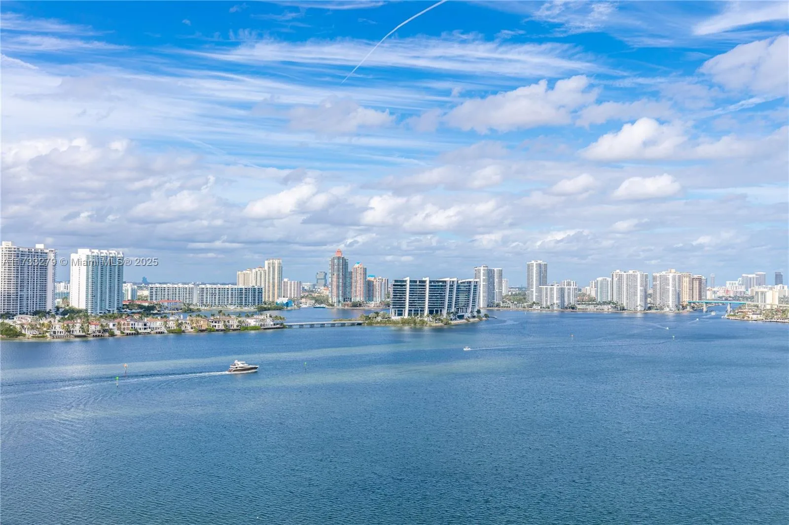 250 174th St # 2116, Sunny Isles Beach, FL 33160