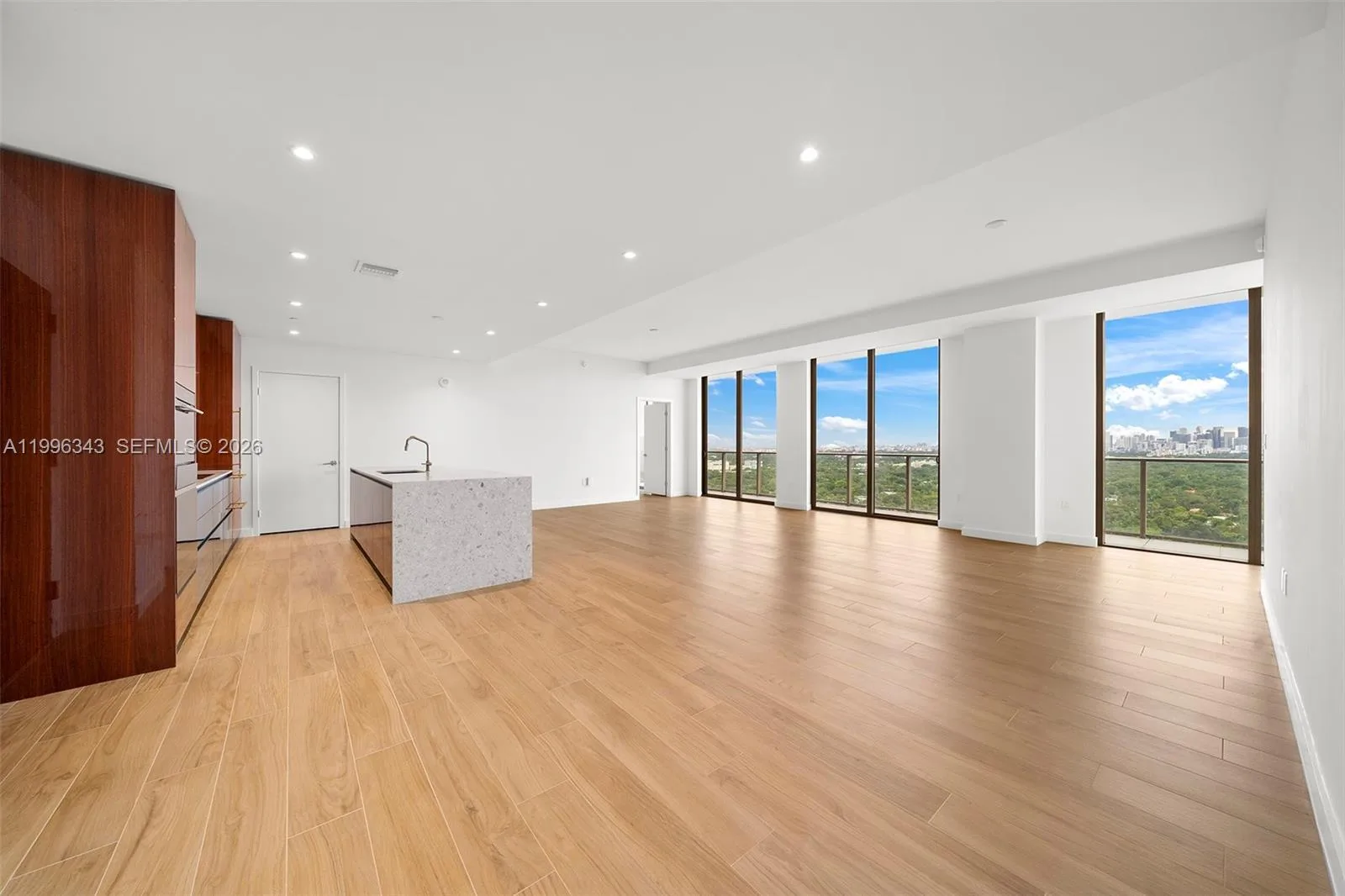 2678 Tigertail Ave # 2006, Coconut Grove, FL 33133 photo 9