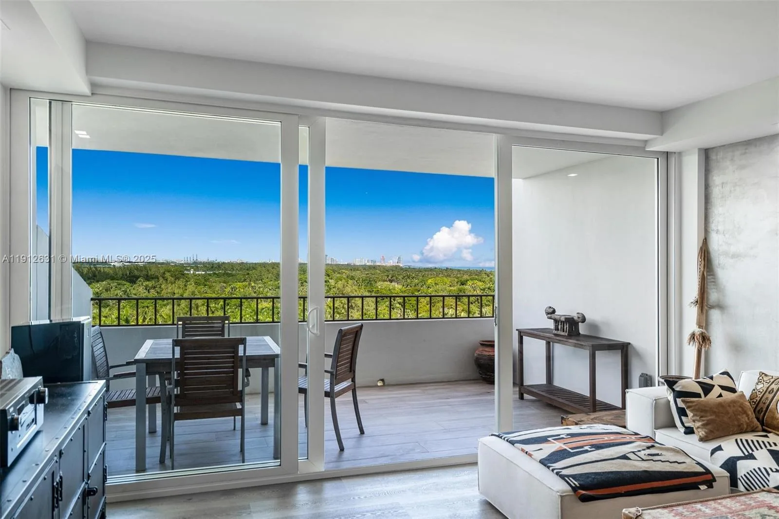 155 Ocean Lane Dr # 1002, Key Biscayne, FL 33149 photo 10