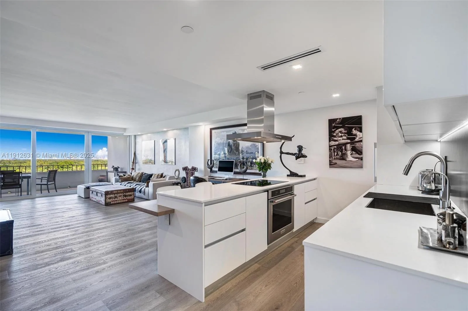 155 Ocean Lane Dr # 1002, Key Biscayne, FL 33149 photo 4