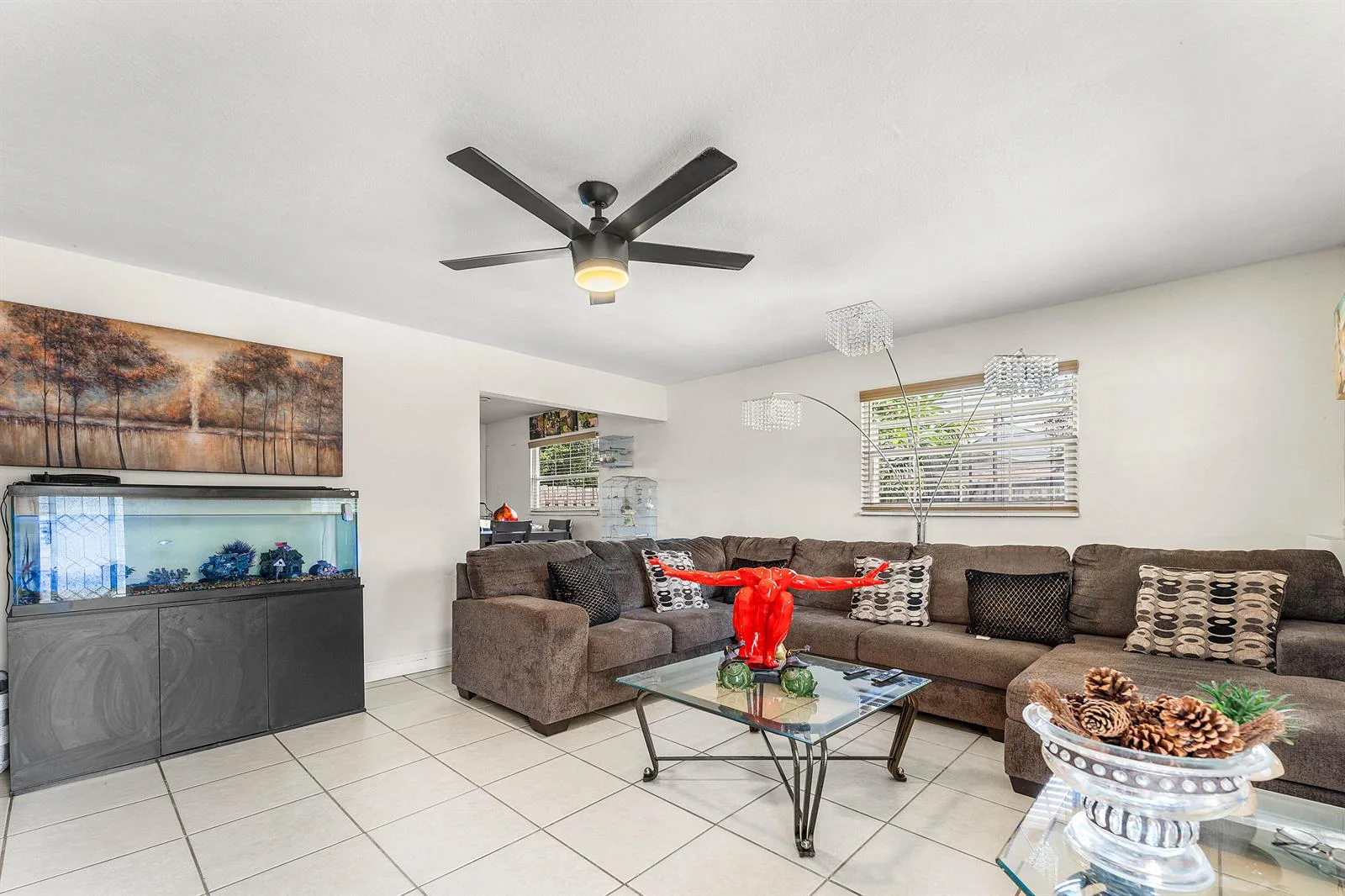 2907 Apalachee Road, Palm Springs, FL 33406 photo 4