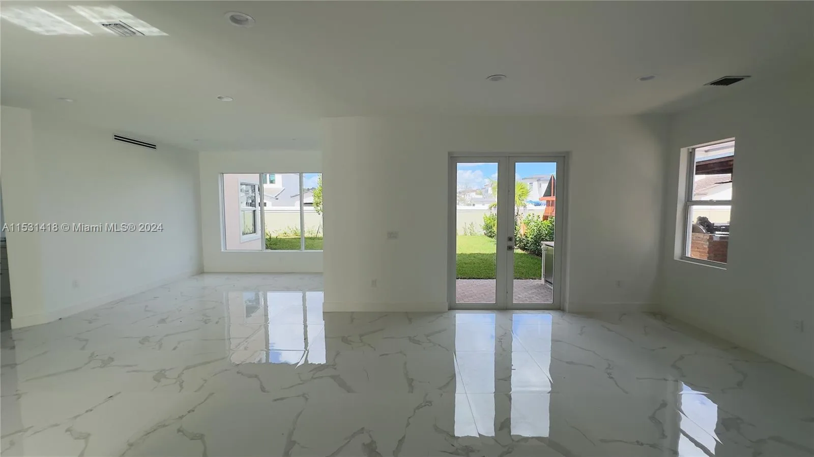 3523 Forest View Cir, Dania Beach, FL 33312 photo 11