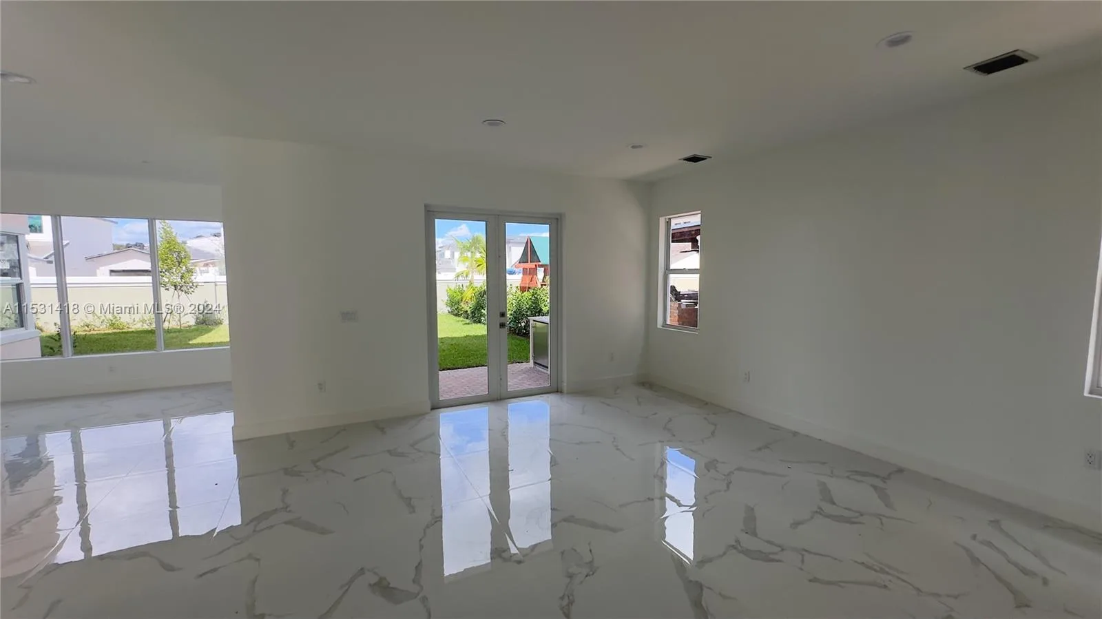 3523 Forest View Cir, Dania Beach, FL 33312 photo 12