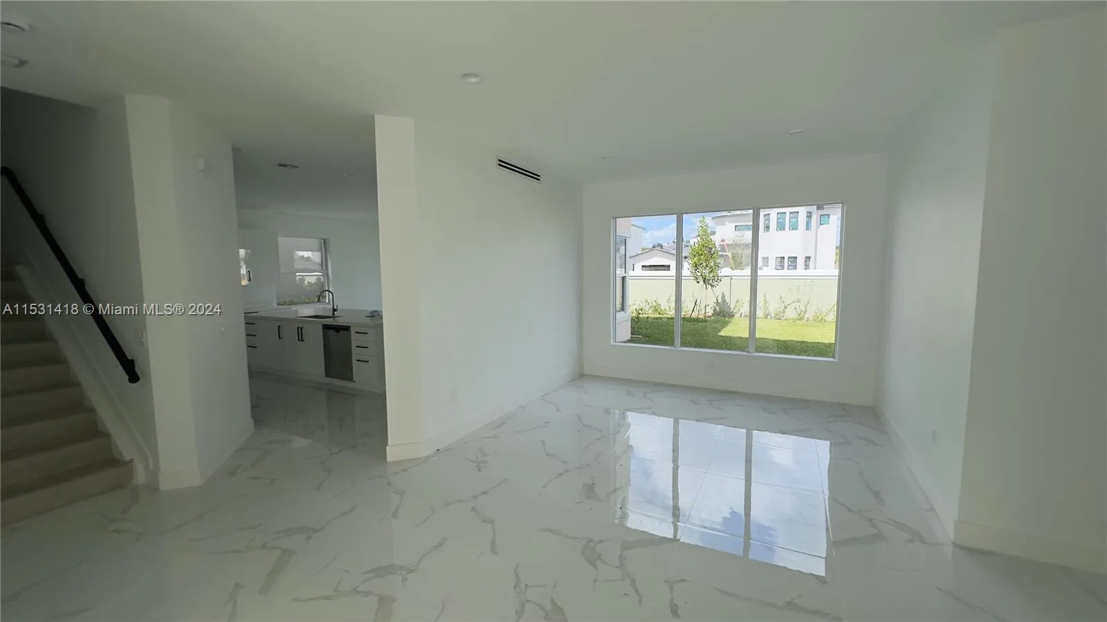 3523 Forest View Cir, Dania Beach, FL 33312 photo 2