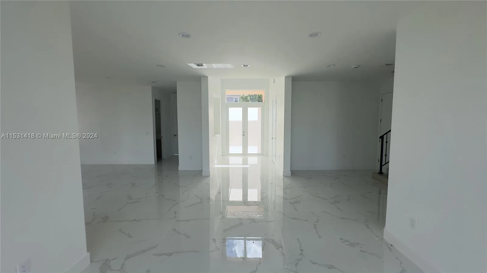 3523 Forest View Cir, Dania Beach, FL 33312 photo 4
