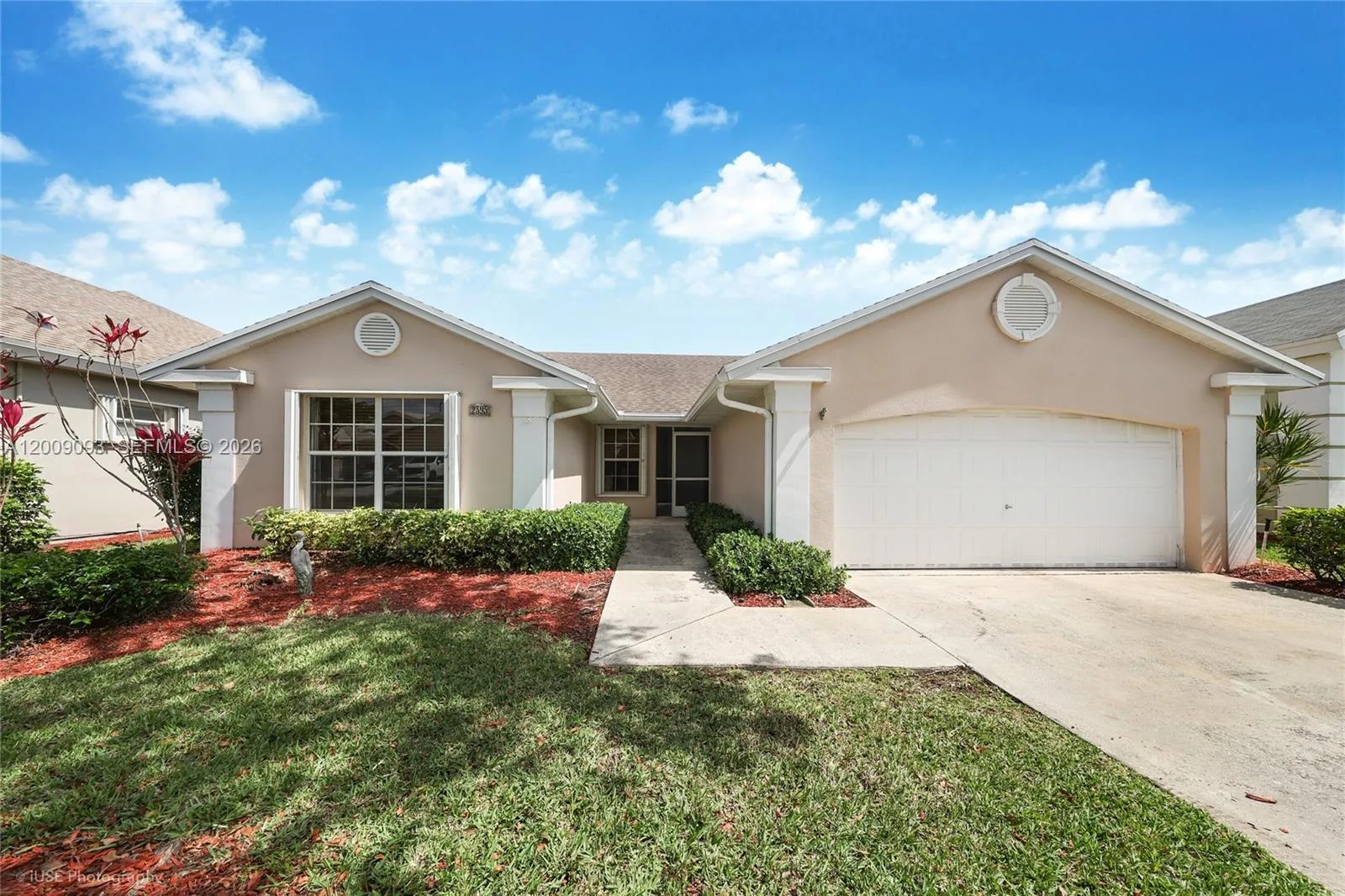 2395 SE 7th Pl, Homestead, FL 33033