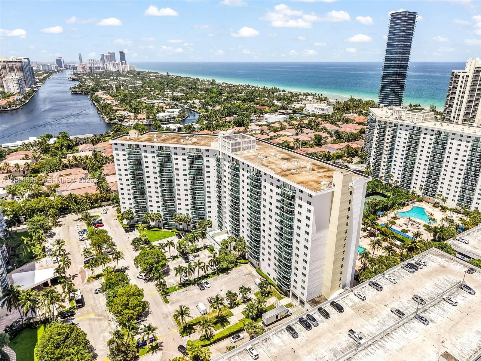 19380 Collins Ave # 1423, Sunny Isles Beach, FL 33160 photo 4