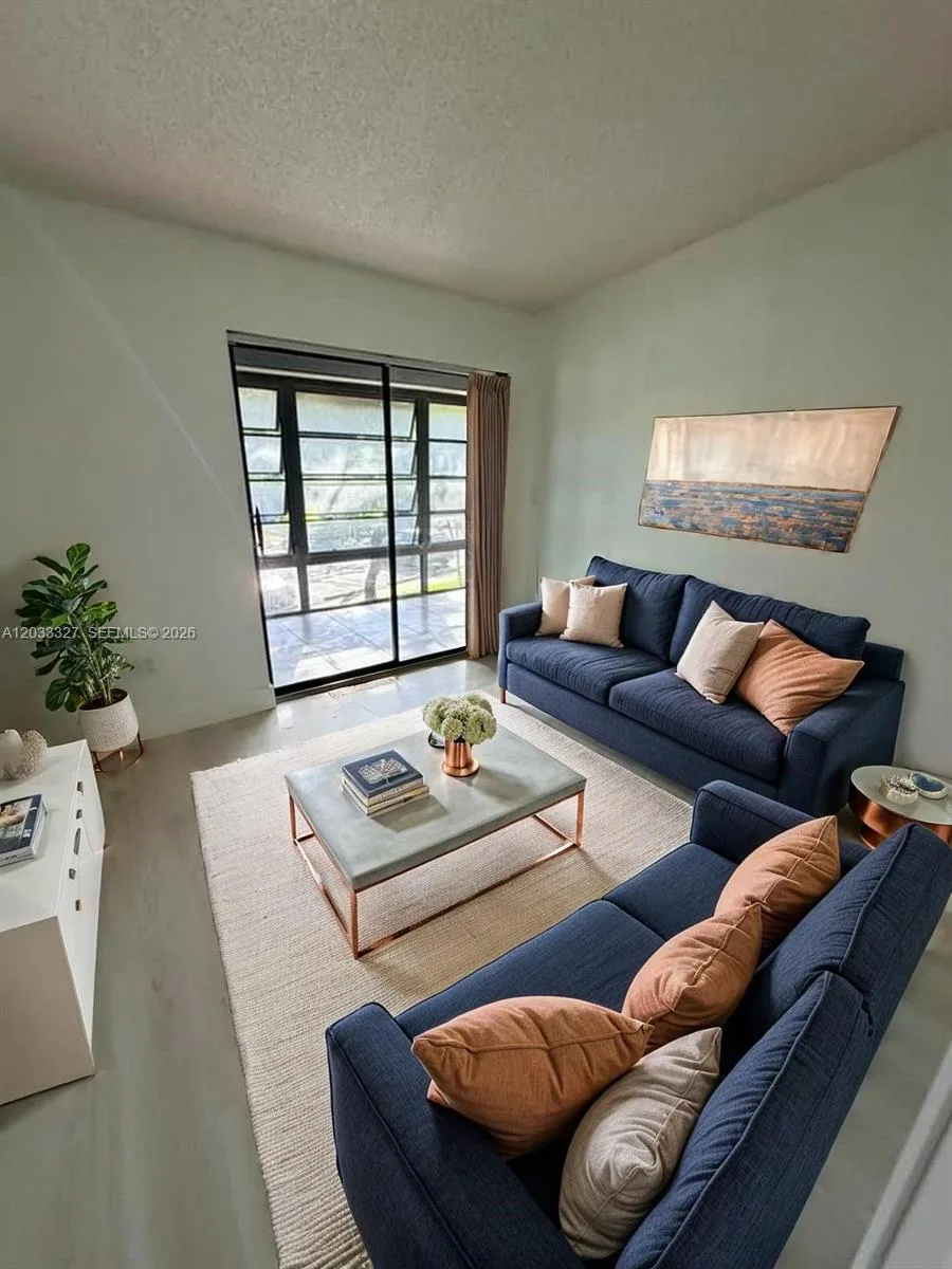 9499 W Mcnab Rd # 208, Tamarac, FL 33321