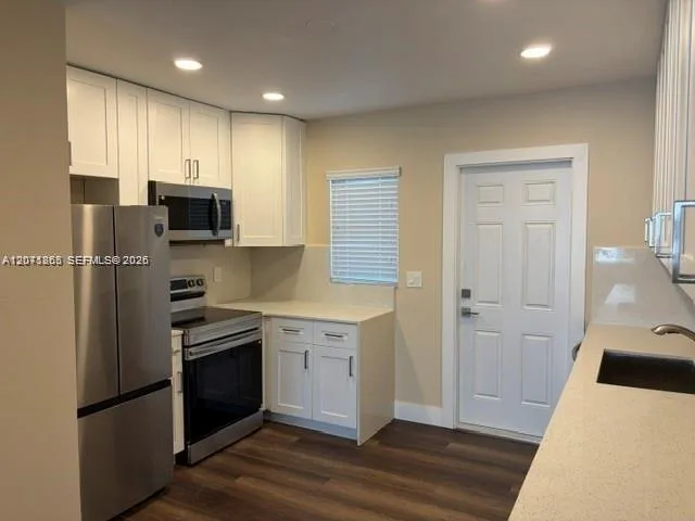 206 NE 1st Ct # 1 North, Dania Beach, FL 33004 photo 10