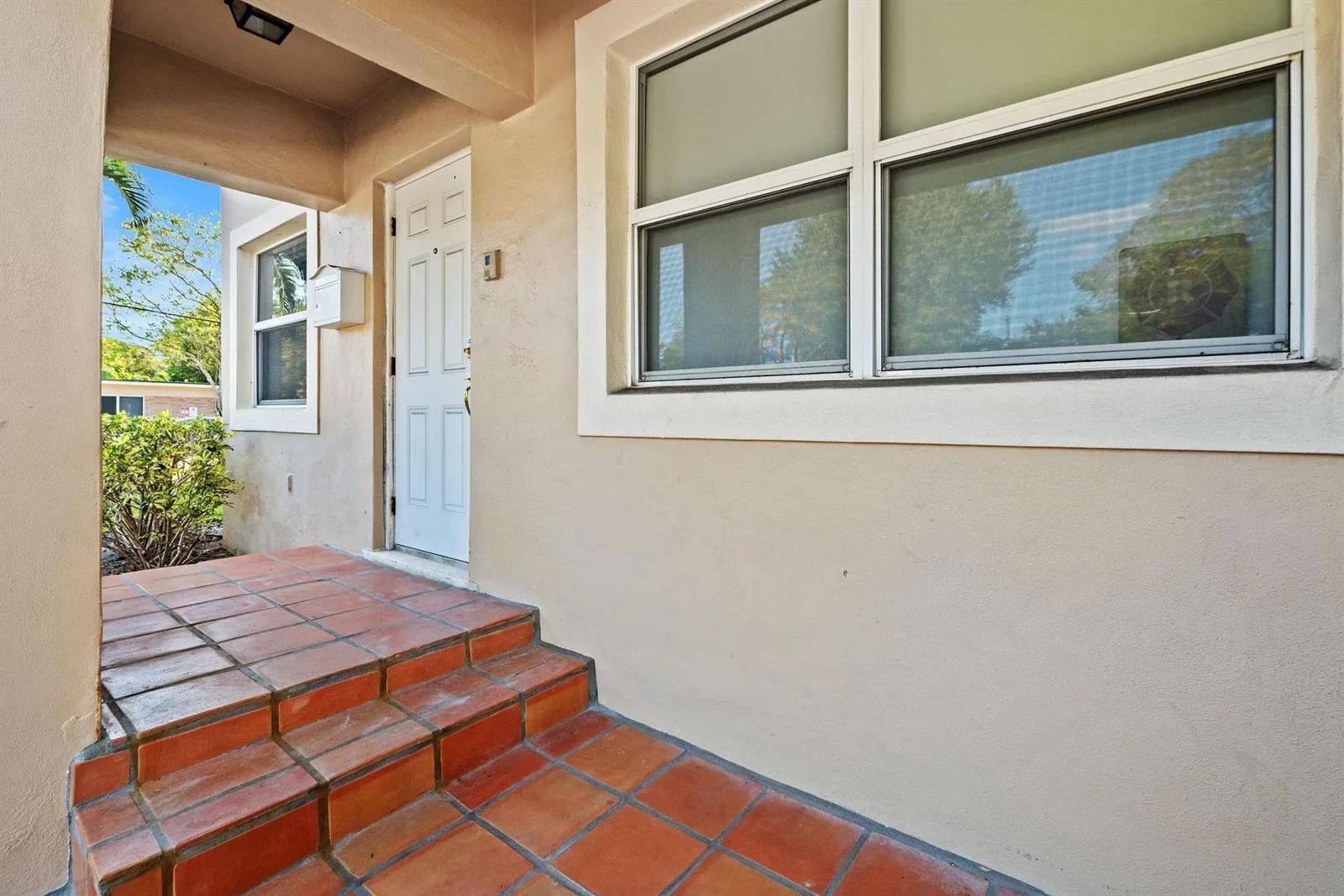 1901 SE 4th Avenue, Fort Lauderdale, FL 33316 photo 4
