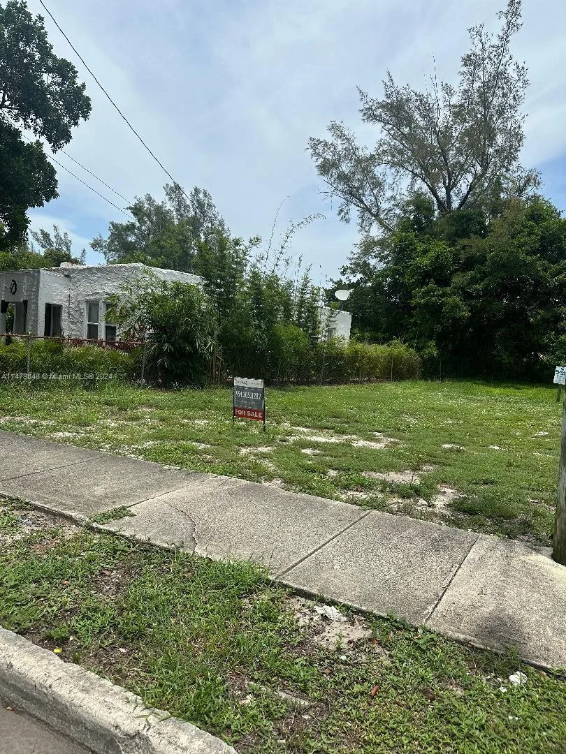 3508 Greenwood Ave, West Palm Beach, FL 33407 photo 2