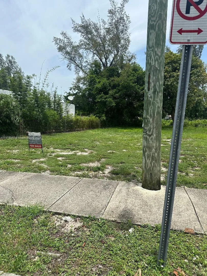 3508 Greenwood Ave, West Palm Beach, FL 33407 photo 3