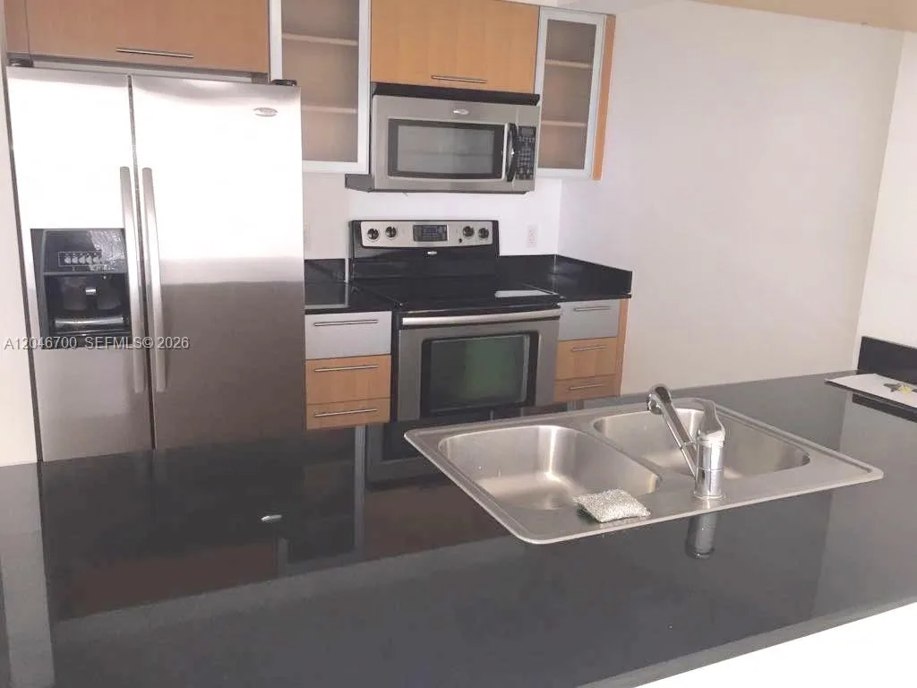 1750 N Bayshore Dr # 5105, Miami, FL 33132 photo 2