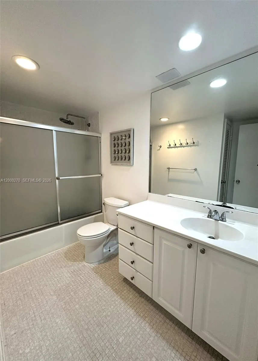 19390 Collins Ave # 1510, Sunny Isles Beach, FL 33160 photo 7