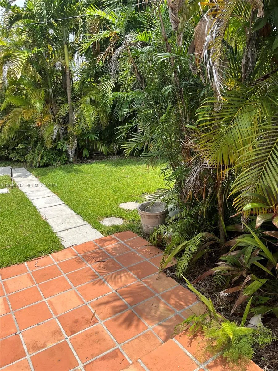 5831 SW 89th Ct, Miami, FL 33173 photo 3