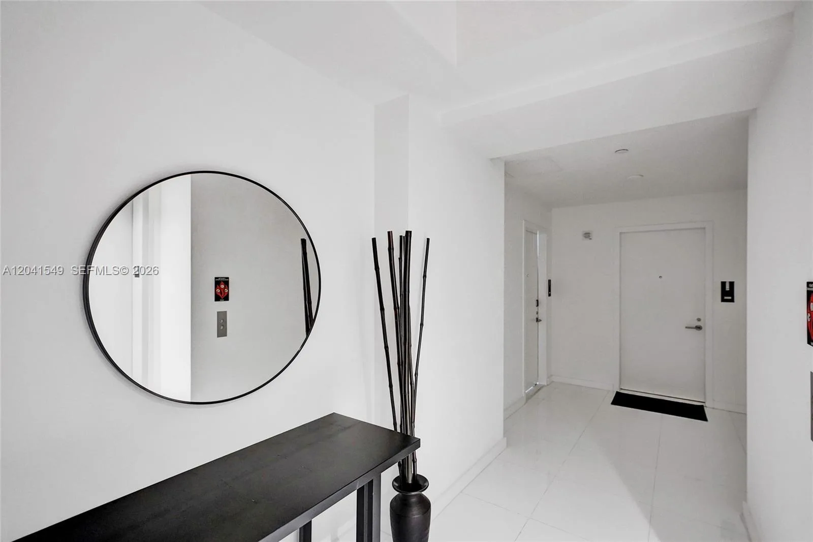 851 NE 1st Ave # 3800, Miami, FL 33132 photo 3