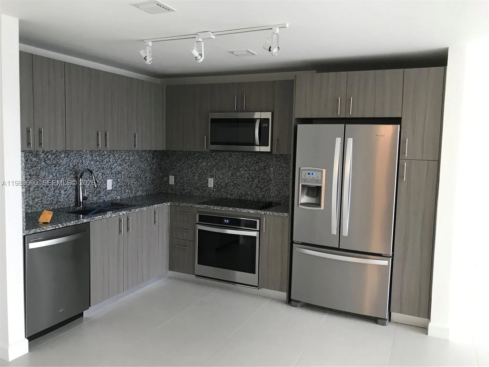 5350 NW 84th Ave # 1814, Doral, FL 33166 photo 4