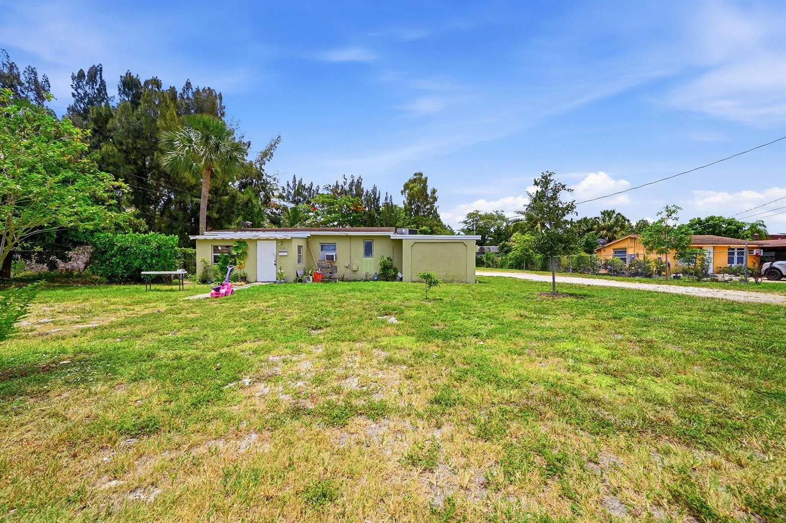 700 SW 8th Street, Pompano Beach, FL 33060