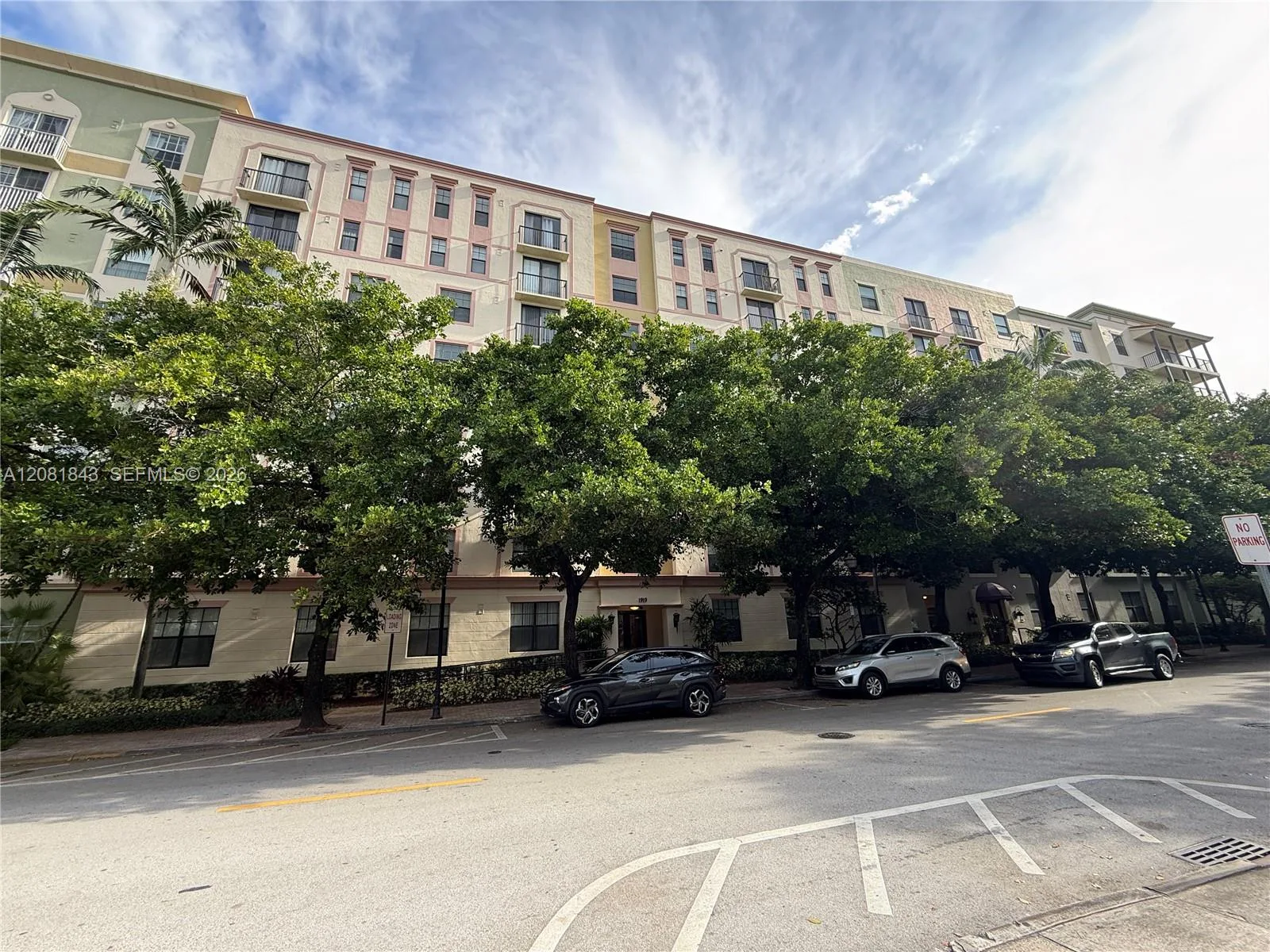 1919 Van Buren St # 608A, Hollywood, FL 33020