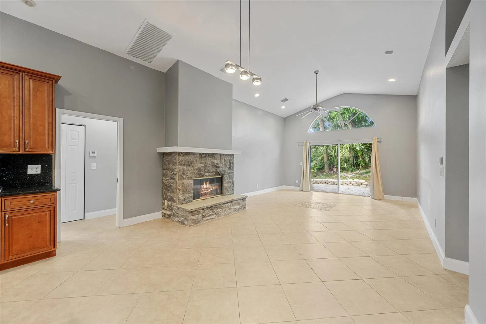 1851 Oak Berry Circle, Wellington, FL 33414 photo 7
