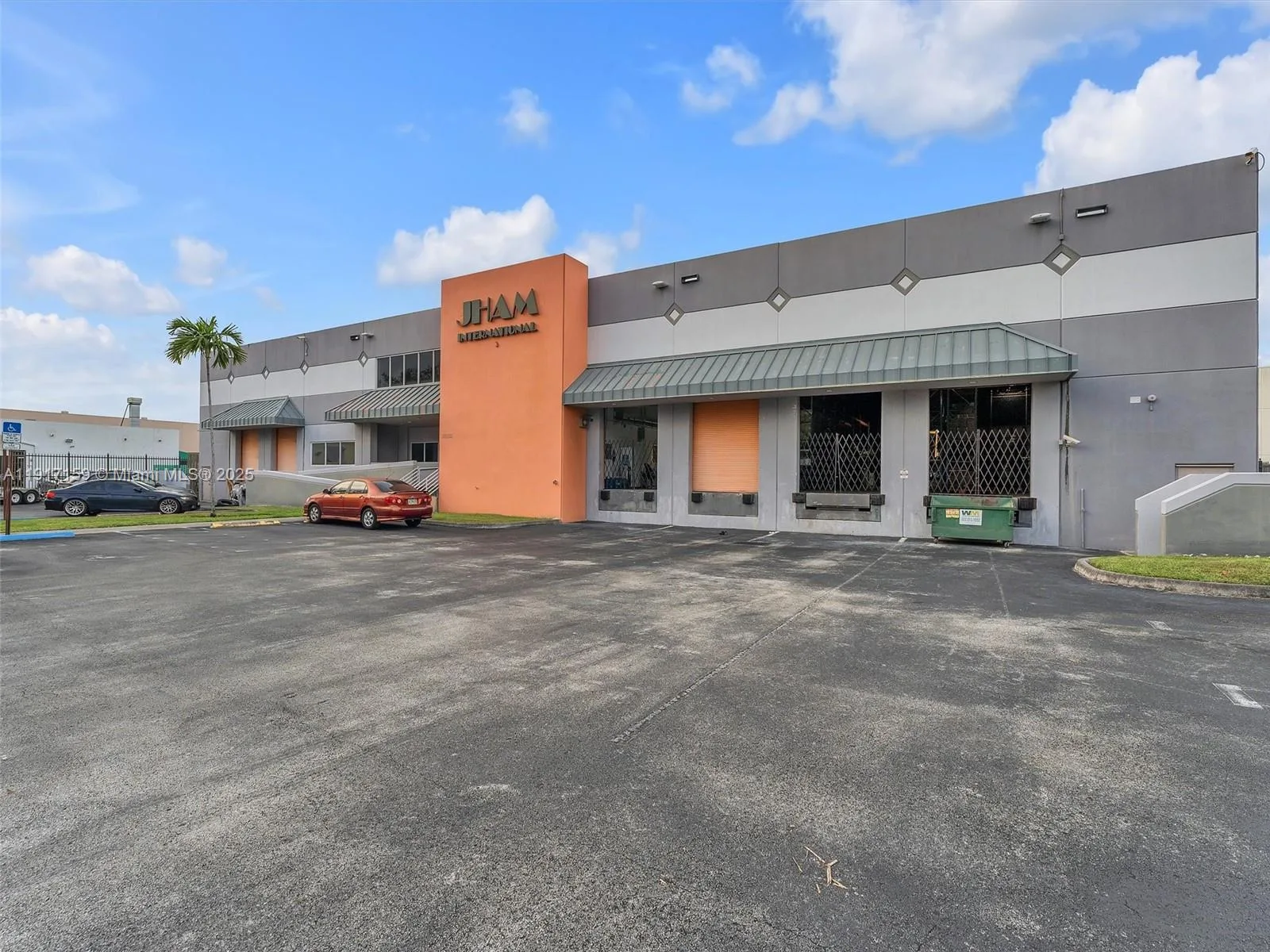 10855 NW 27th St, Doral, FL 33172