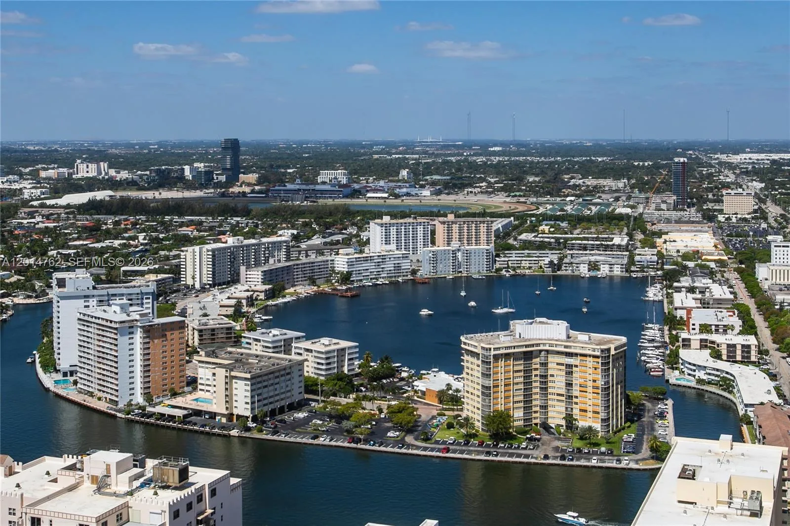 1830 S Ocean Dr # 4504, Hallandale Beach, FL 33009 photo 3