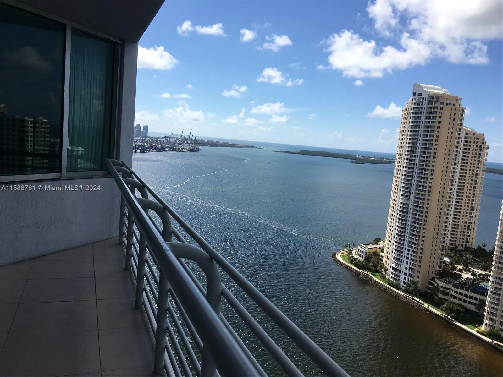 One Miami Unit 3519 at 325 S Biscayne Blvd # 3519, Miami, FL 33131 — photo 1