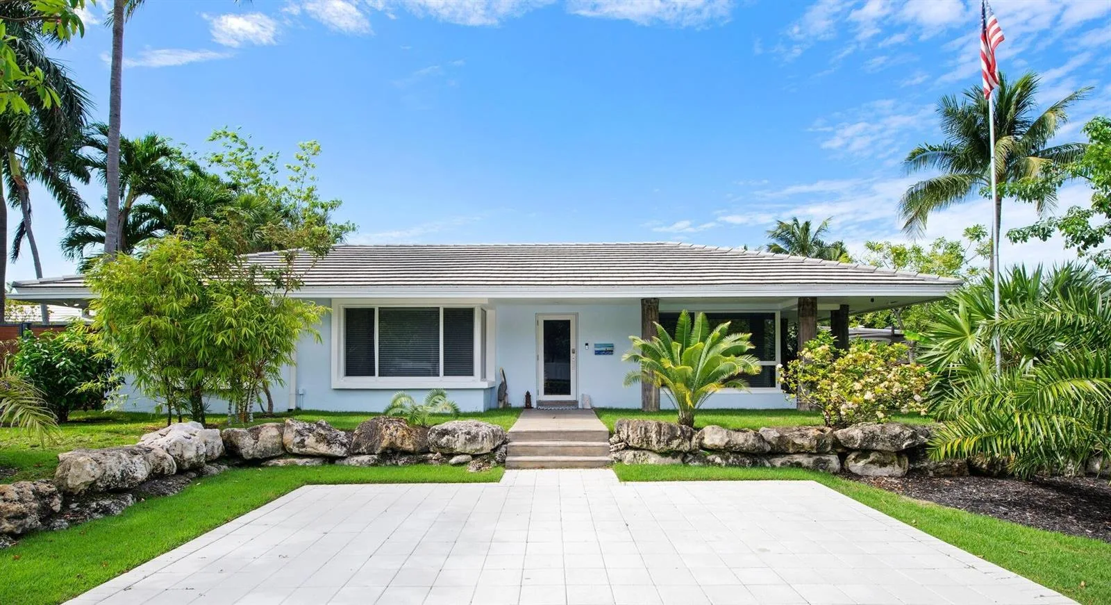 2417 SE 19th Place, Fort Lauderdale, FL 33316