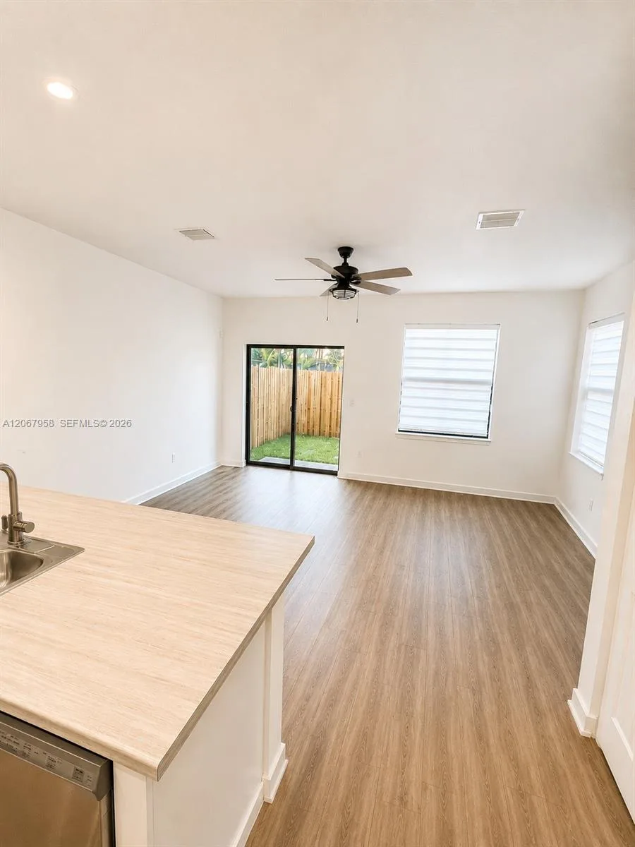 18120 SW 148th Rd, Miami, FL 33187 photo 3