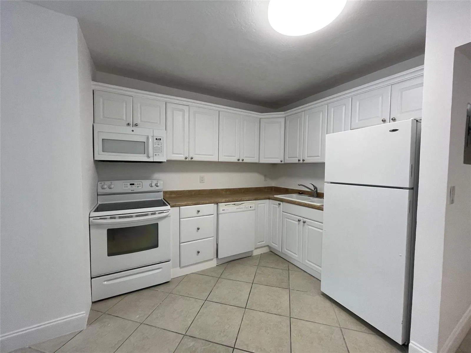 530 S FEDERAL Highway # 5, Fort Lauderdale, FL 33301 — zdjęcie 4