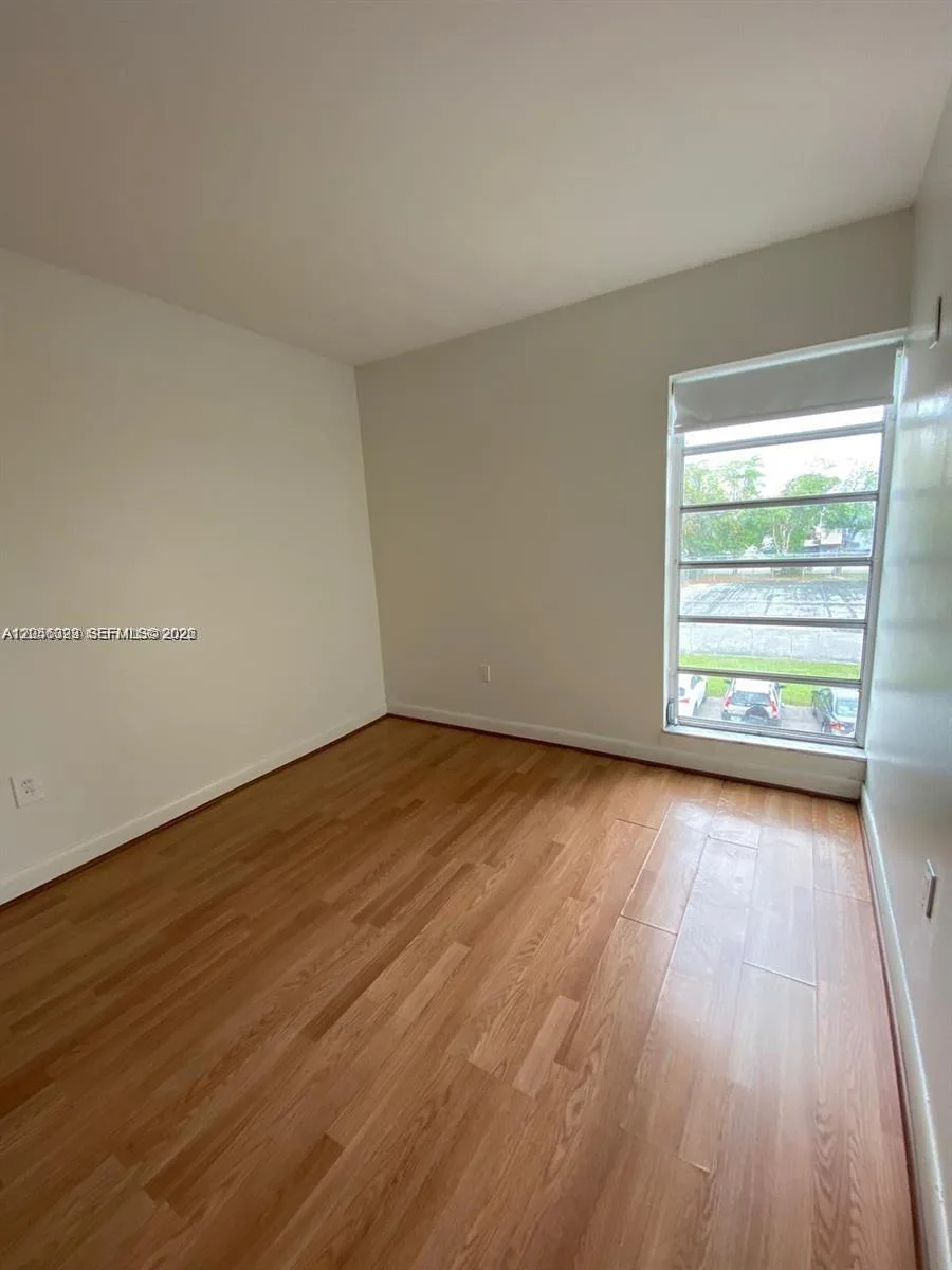 4713 NW 7TH ST # 306-1, Miami, FL 33126 photo 9
