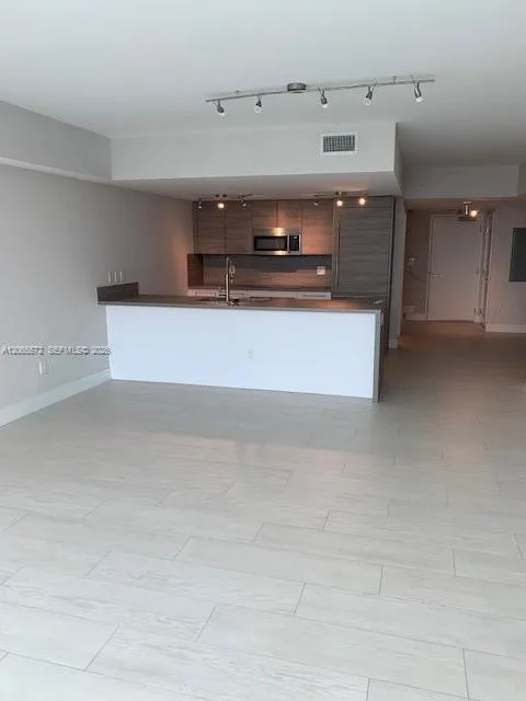 400 Sunny Isles Blvd # 1606, Sunny Isles Beach, FL 33160